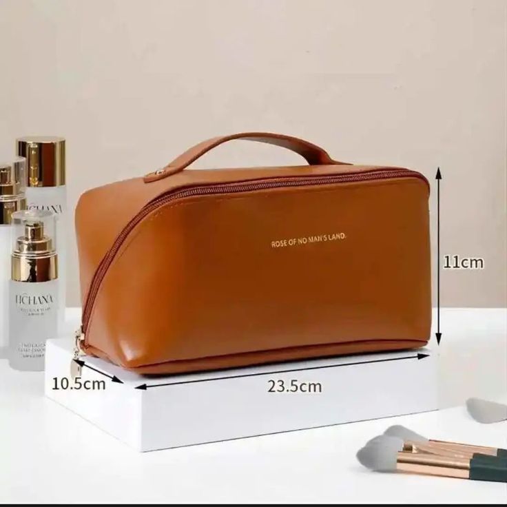 Best Leather Makeup Pouche